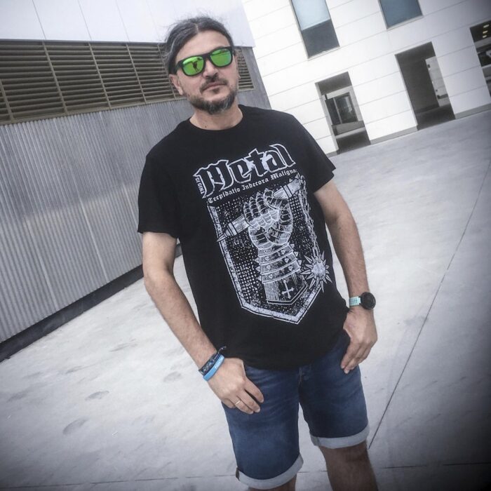 Camiseta T-Shirt This Is Metal Negra