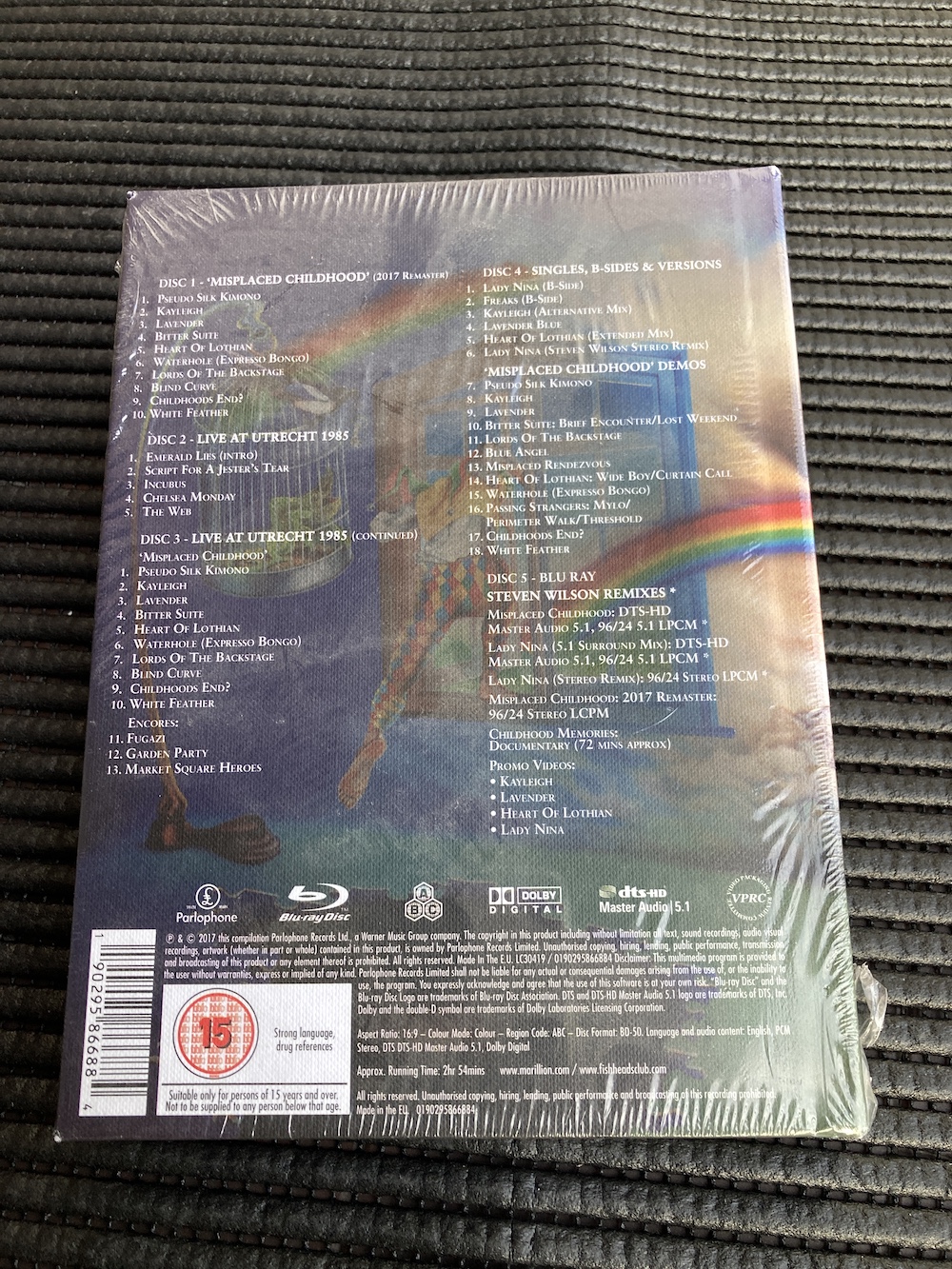Marillion: Misplaced Childhood (Deluxe Edition) (4 CDs Und 1